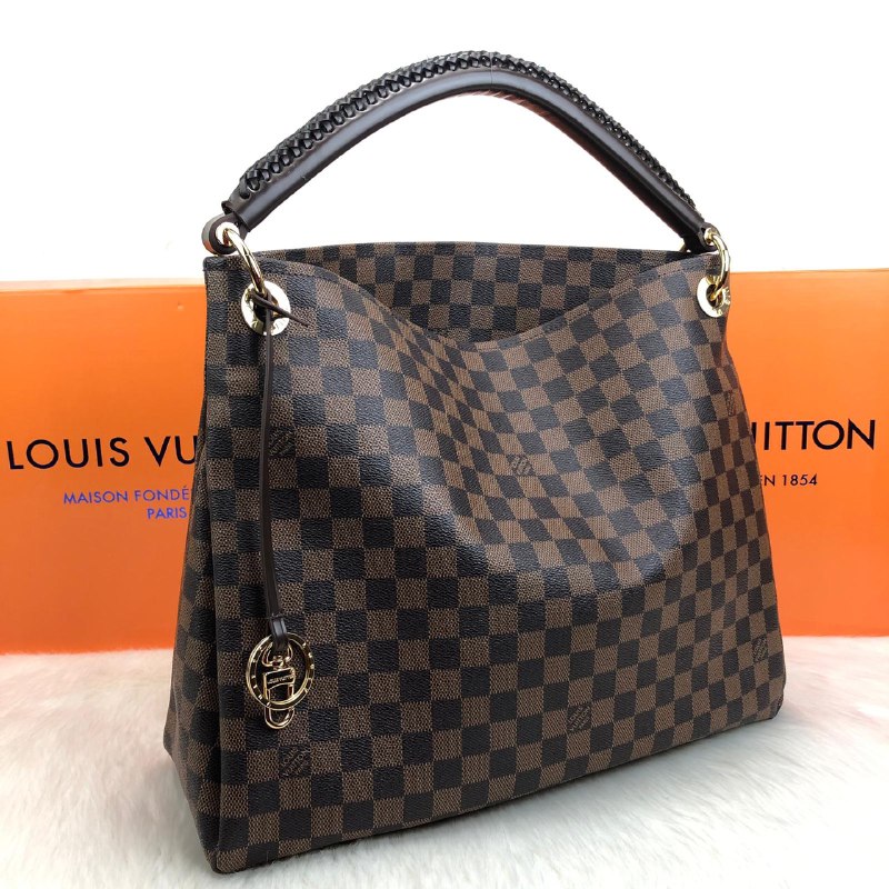 Louis Vuitton Artsy MM
